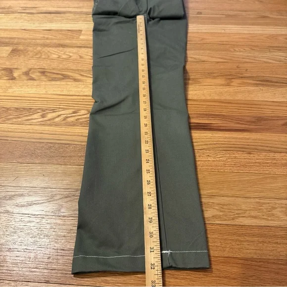 True Religion Cargo Pants Kalamata Green White Stitch Mens Size 32x32